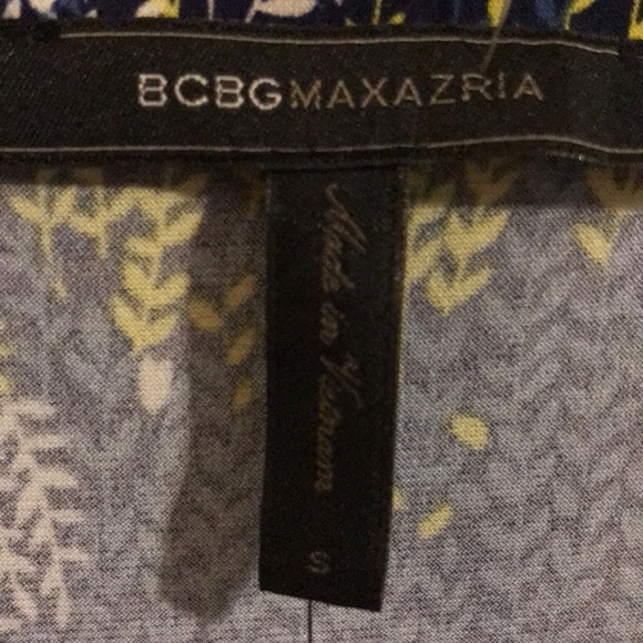 BCBG Adele Floral Print Wrap Long Sleeve Jersey Dress - Picture 3 of 7